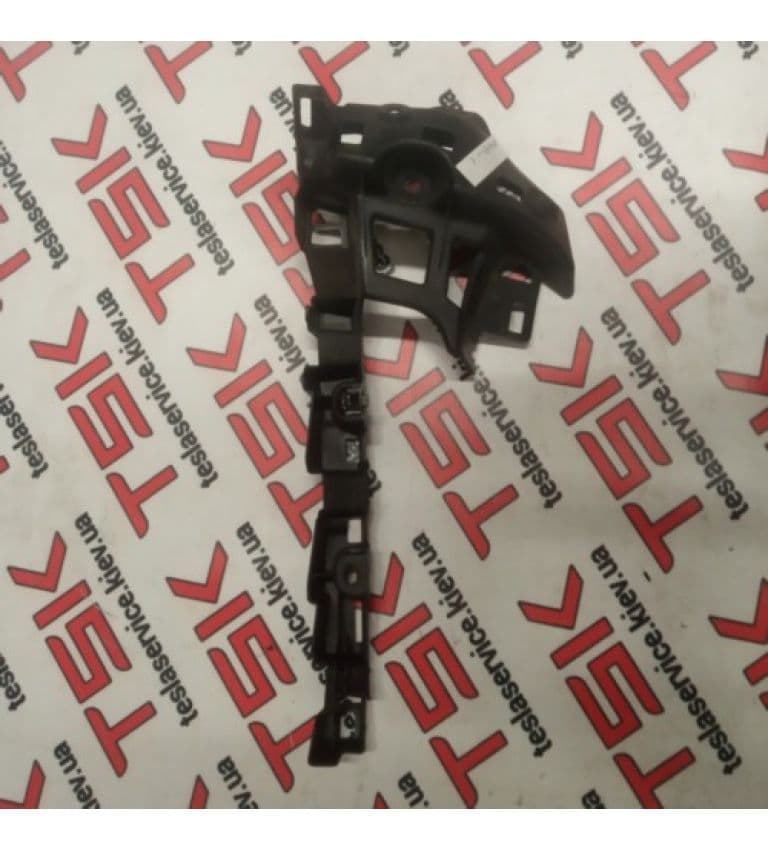 Кронштейн В-стойки верхний левый, Tesla Model X (OEM 1056079-00-E)