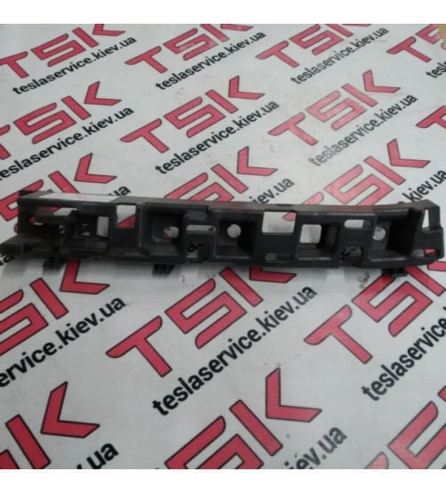 Кронштейн облицовки проема задней правой двери, Tesla Model X (OEM 1059188-00-A)