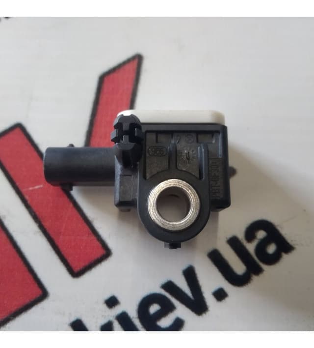 Датчик удара стойка-D, Tesla Model X (OEM 1060058-00-A)