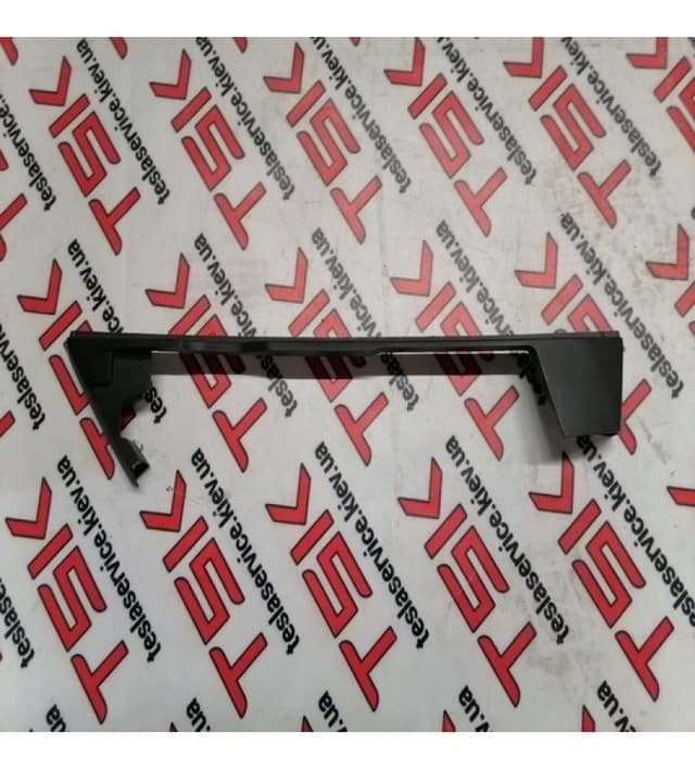 Облицовка салазок сидения, Tesla Model X (OEM 1061628-00-B)