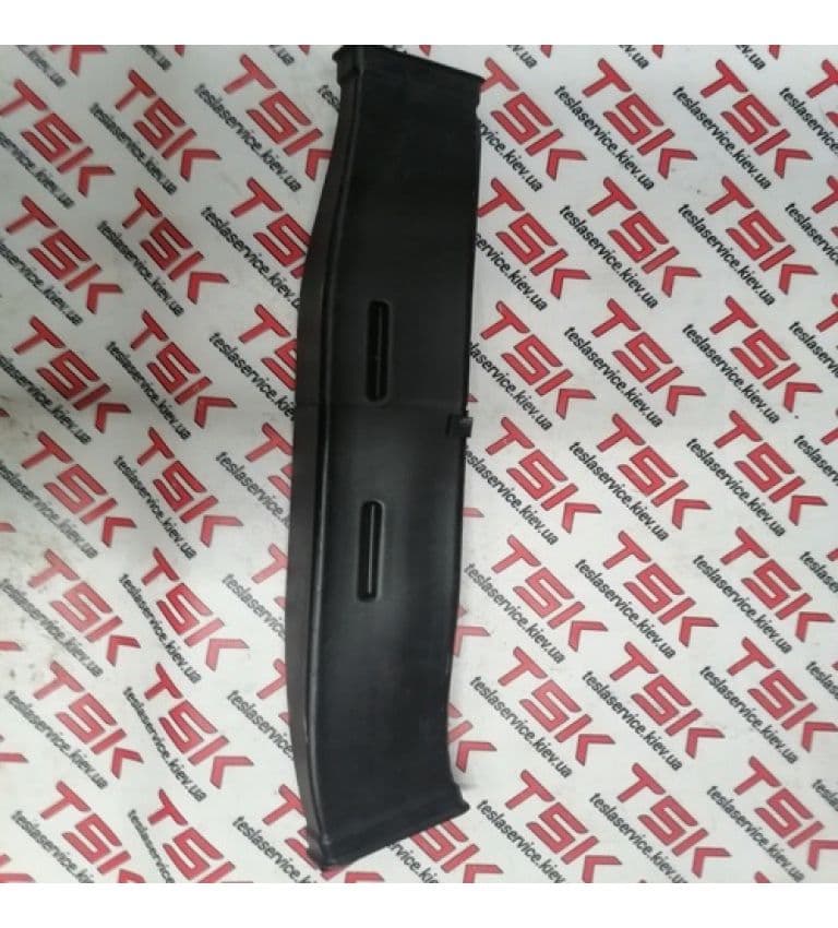 Фрагмент воздуховода, Tesla Model X (OEM 1064692-00-A)