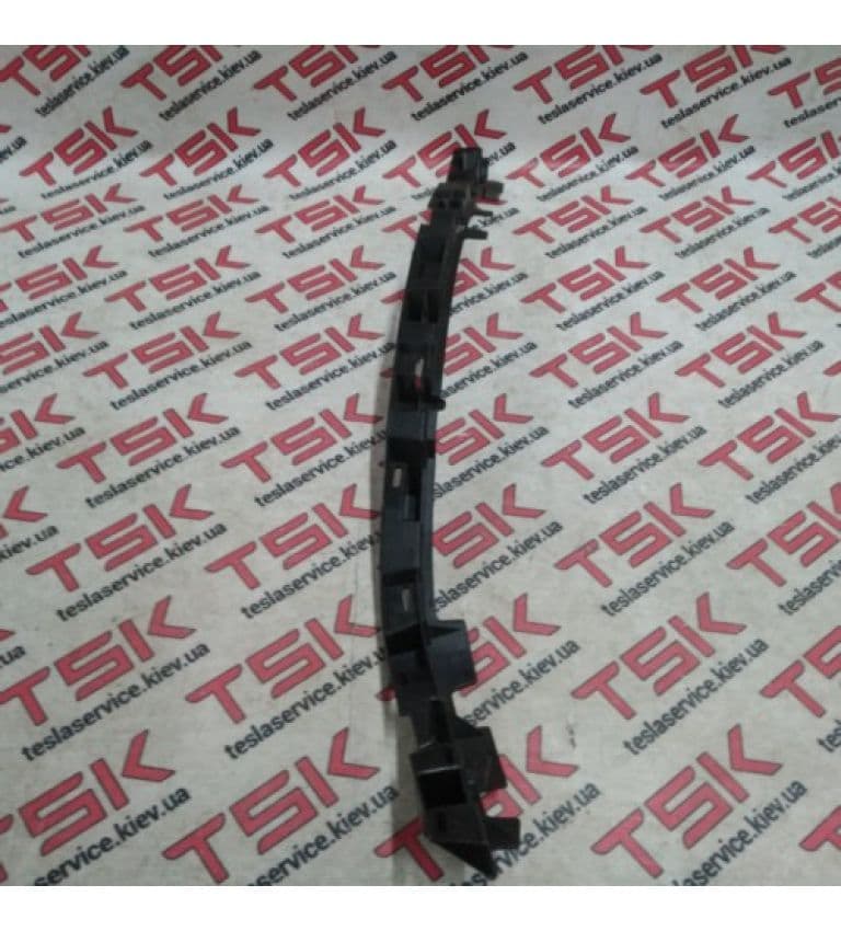 Облицовка С-стойки, нижняя, Tesla Model X (OEM 1079764-00-C)
