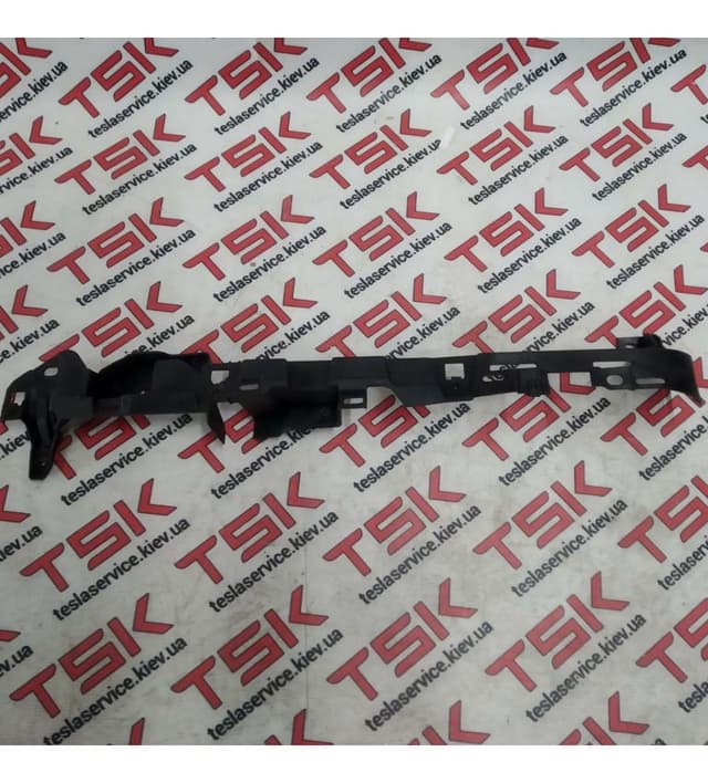 Направляющая панели багажного отделения, левая, Tesla Model X (OEM 1080708-00-C)