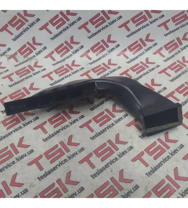 Воздуховод торпеды левый, Tesla Model S (OEM 1083388-00-D)