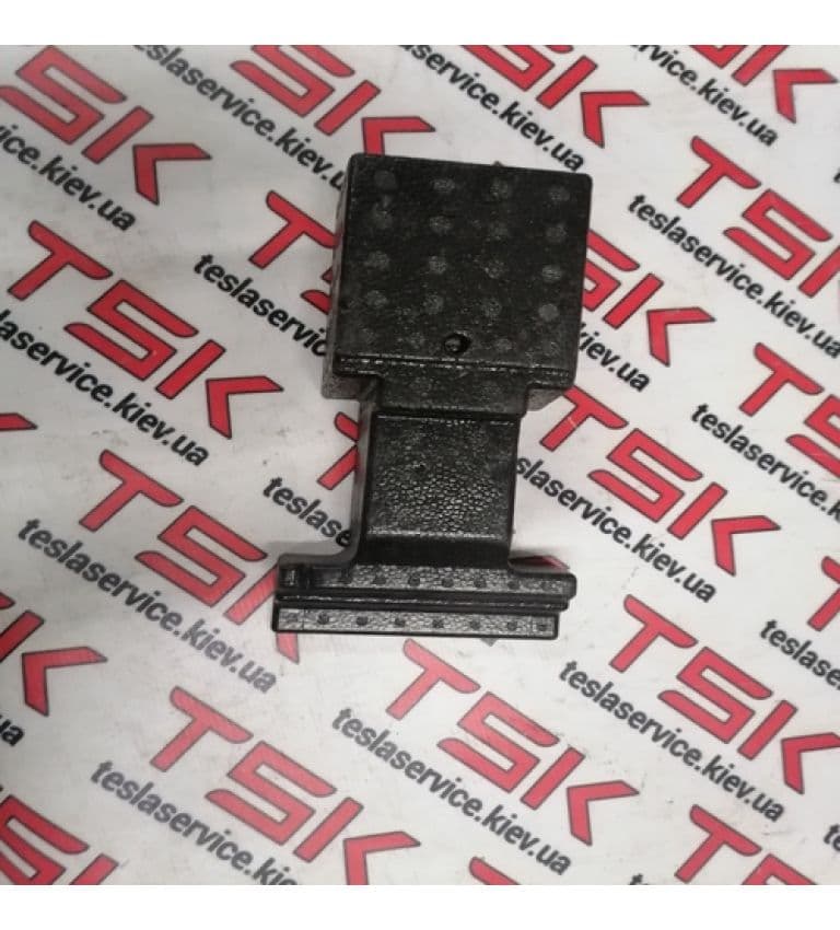 Панель сидений 2-го ряда, Tesla Model X (OEM 1089757-00-B)