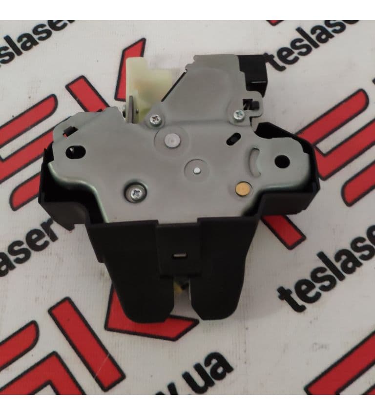 Замок крышки багажника, Tesla Model S (OEM 1092308-00-E)