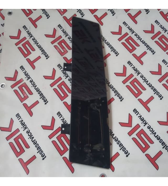 Накладка стойки В наружная правая AP-HW2, Tesla Model X (OEM 1095001-00-B)