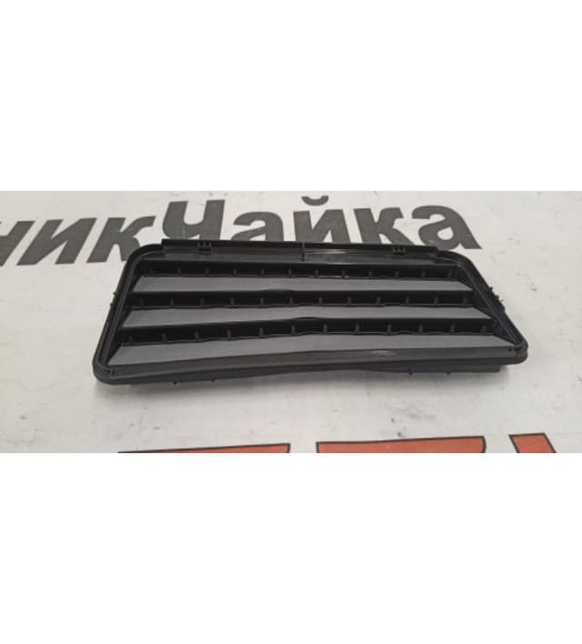 Клапан воздушный заднего багажника, Tesla Model 3 (OEM 1098751-00-C)