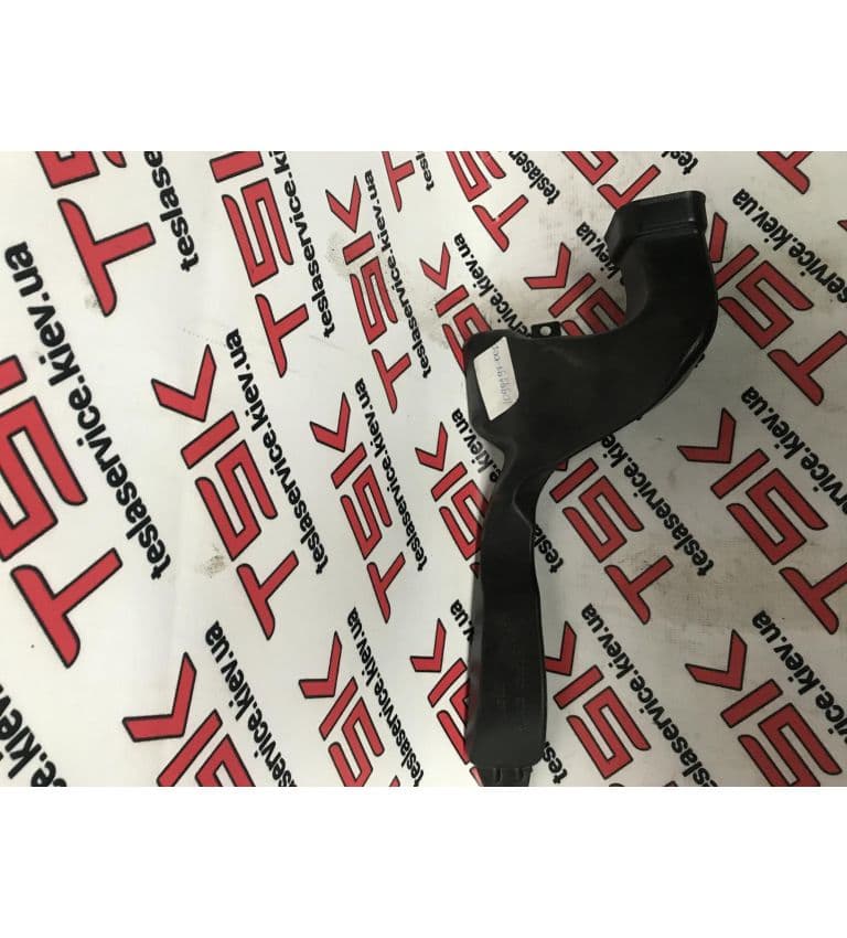 Воздуховод обдува ног водителя, Tesla Model S (OEM 1099297-00-D)