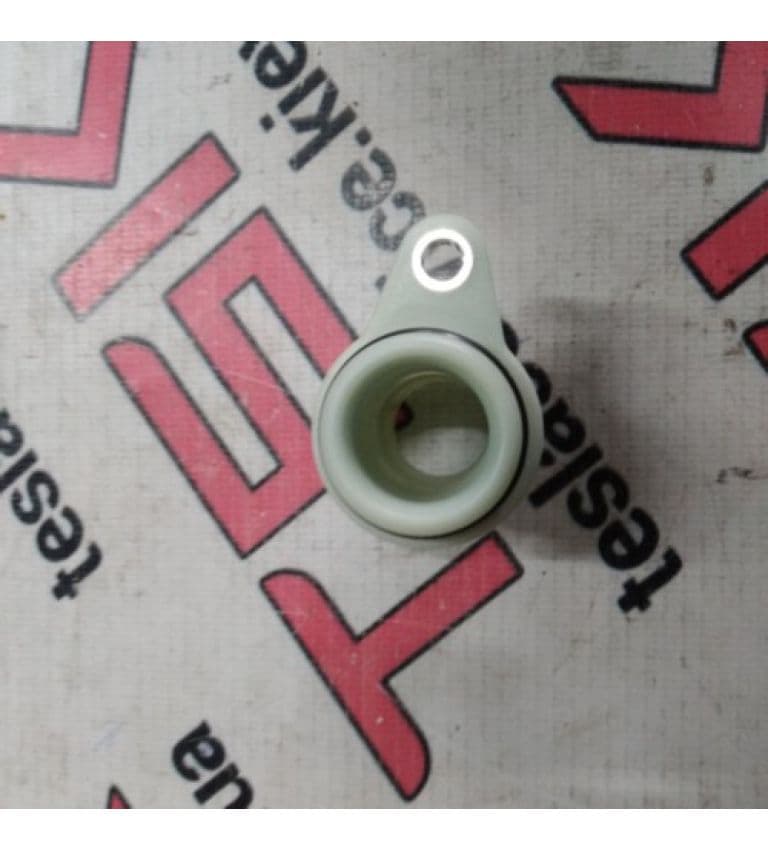 Муфта системы охлаждения двигателя {M3_MY}, Tesla Model 3 (OEM 1102177-00-D)