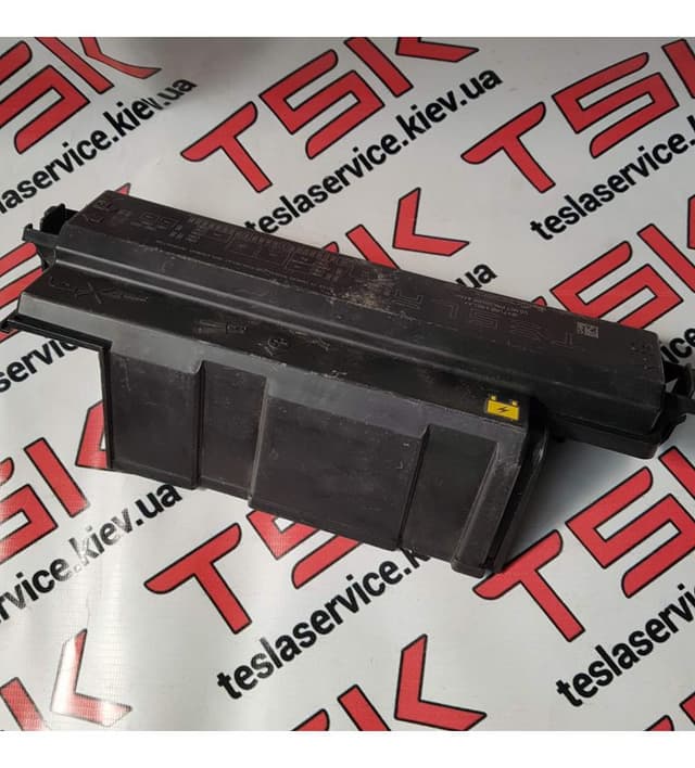 Крышка блока предохранителей, Tesla Model X (OEM 1119059-02-A)