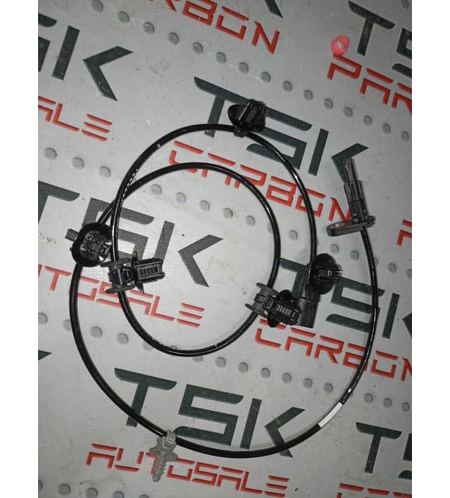 Датчик скорости (ABS), передний правый/левый, Tesla Model S (OEM 1420761-00-C)