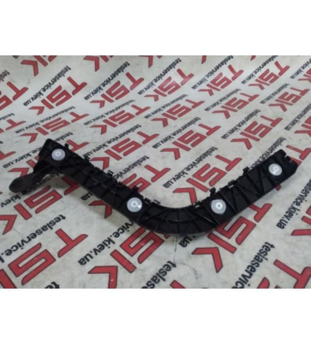 Кронштейн бампера заднего LH, Tesla Model Y (OEM 1494043-00-A)