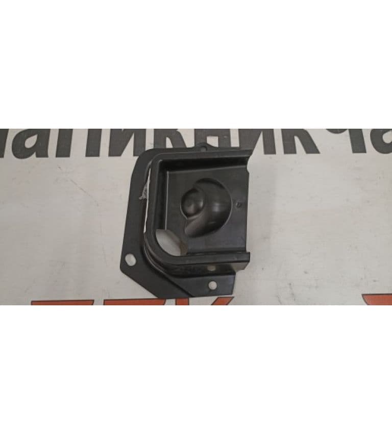 Накладка стакана амортизатора левого (MY), Tesla Model Y (OEM 1494083-00-A)