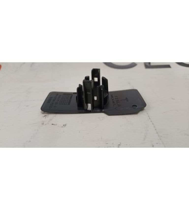 Кронштейн парктроника зад.бампер S8, Tesla Model Y (OEM 1501429-00-A)