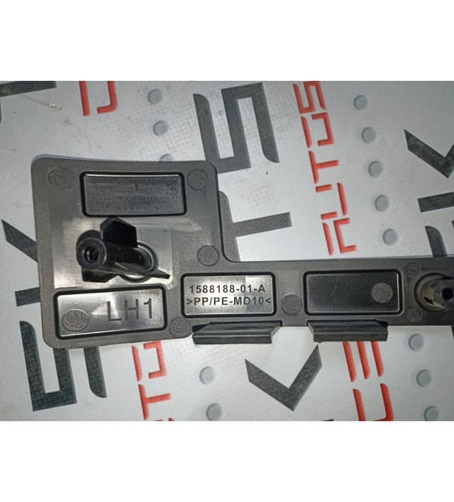 Кронштейн левый бампера, Tesla Model X (OEM 1588188-01-A)