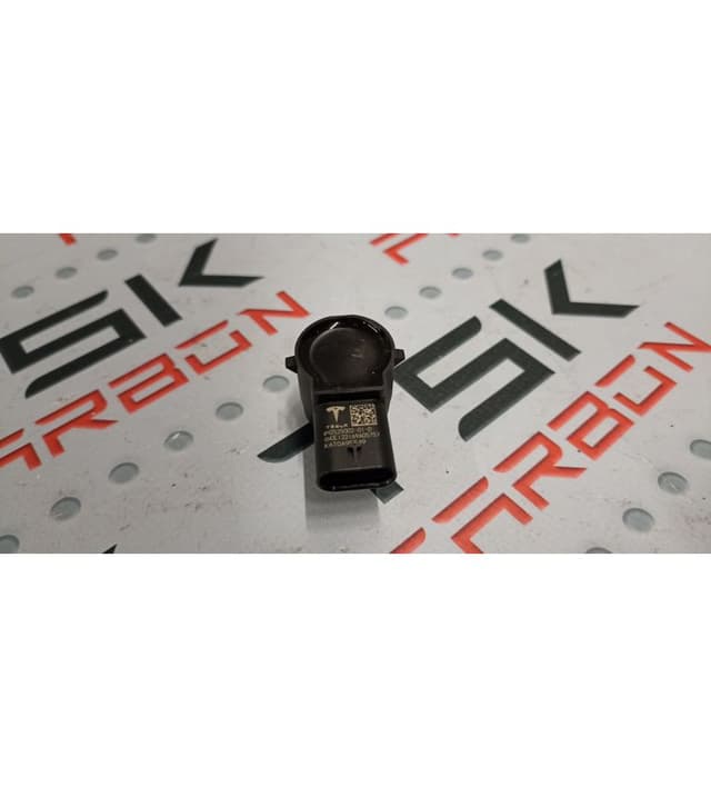 Датчик парковочный (SOLID BLACK) {MSP_MXP_MY}, Tesla Model Y (OEM 2525002-01-D)