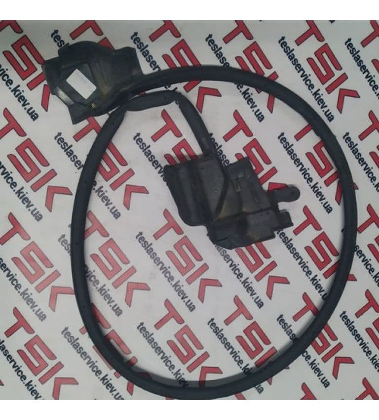Уплотнитель двери передней правой MS {MS_MSR}, Tesla Model S (OEM 6009594-00-D)