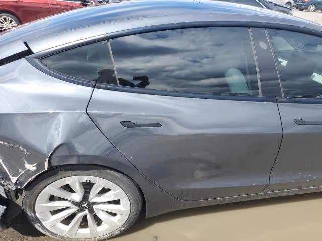 Tesla Model 3 2021
