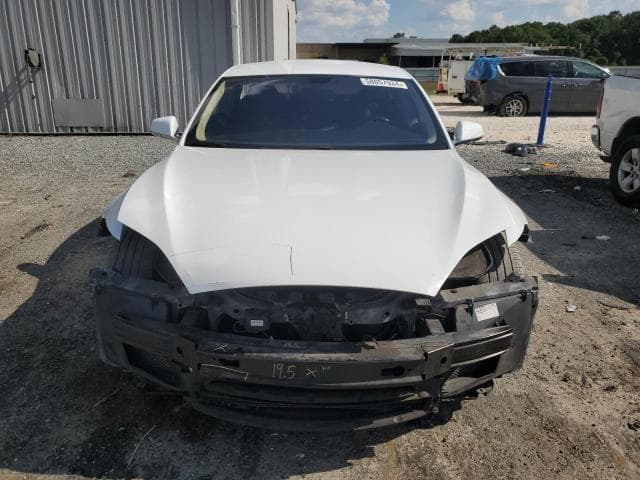 Tesla Model S 2014
