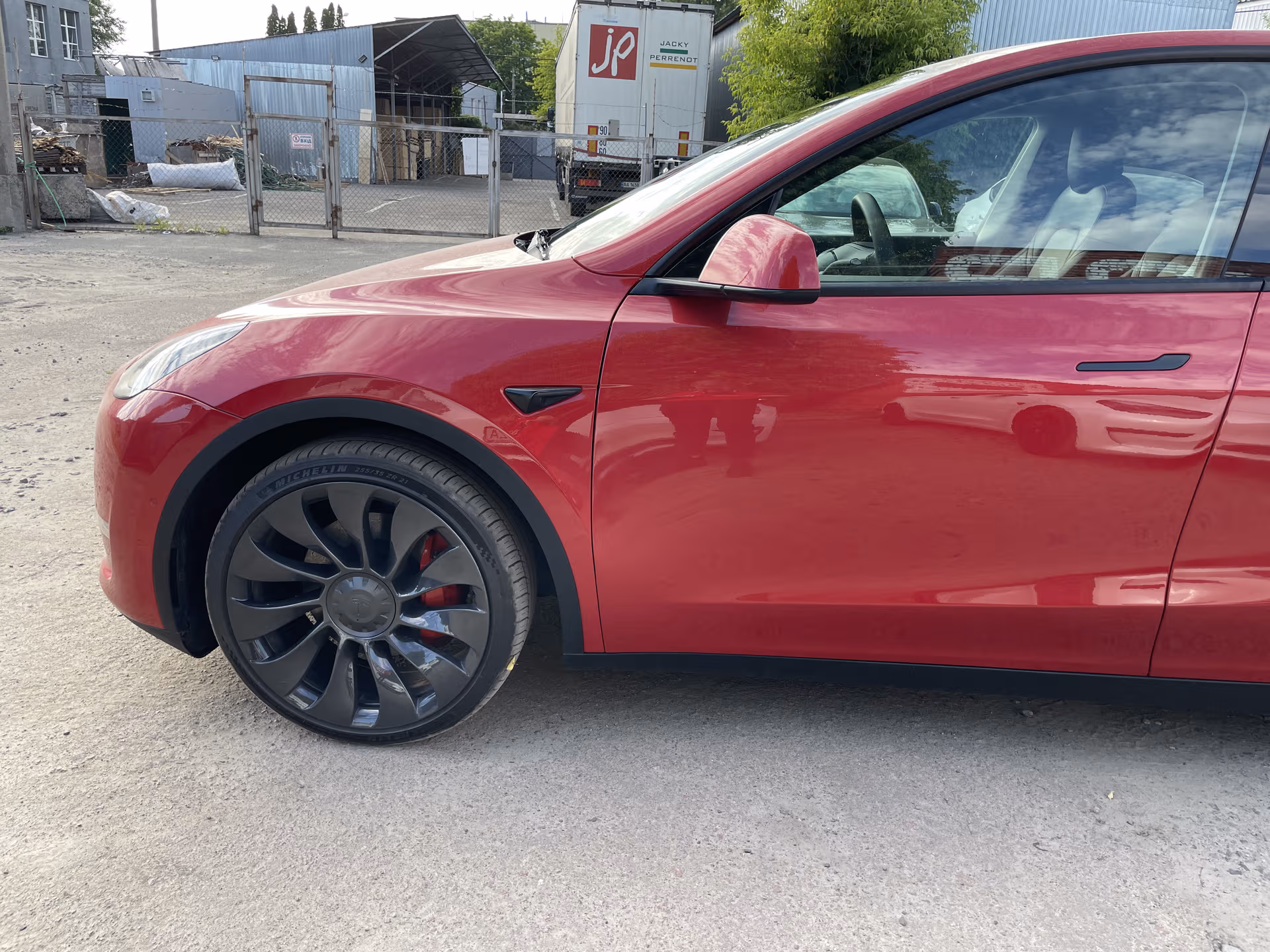 Tesla Model Y 2022