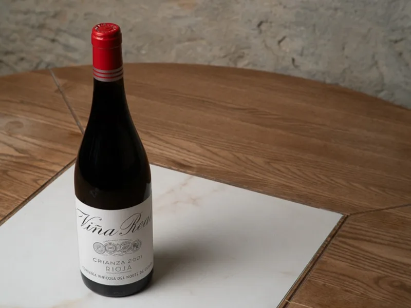 Viña Real Crianza (Spain) 13,5% - Lili Bistro у Одесі