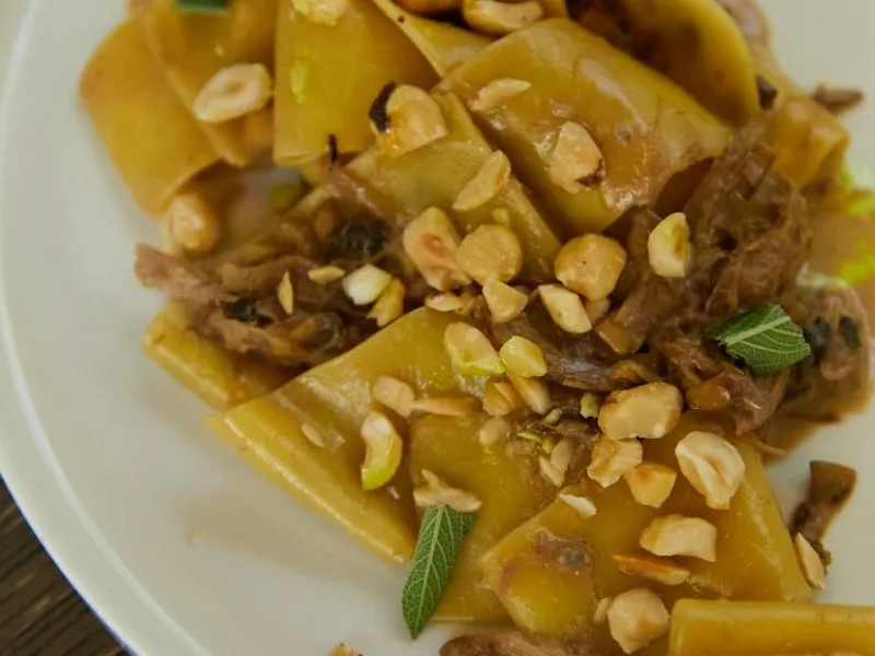 Паста папарделле з качкою - Lili Bistro у Одесі