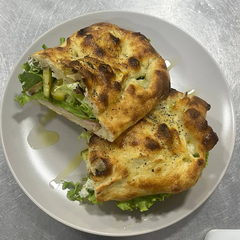 СЕНДВІЧ ІЗ ШИНКОЮ ТА СИРОМ - Soho Pizza Bar, Бар